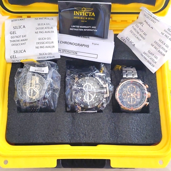 Invicta Other - Invicta Nickelodeon Spongebob Squarepants Limited Edition Case Watch Trio Set